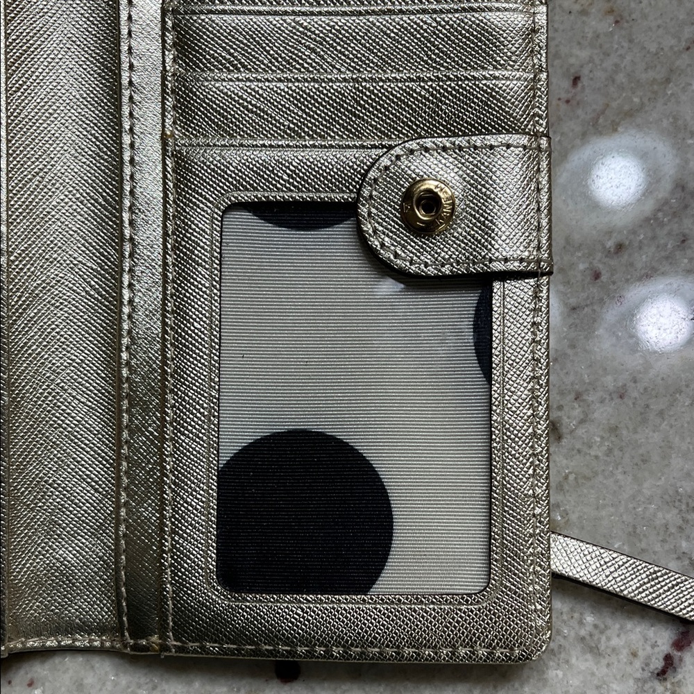 Kate Spade NY Bifold Snap Wallet – Women’s Wallet – 6.75” x 3.5” – Gold - Picture 7 of 15